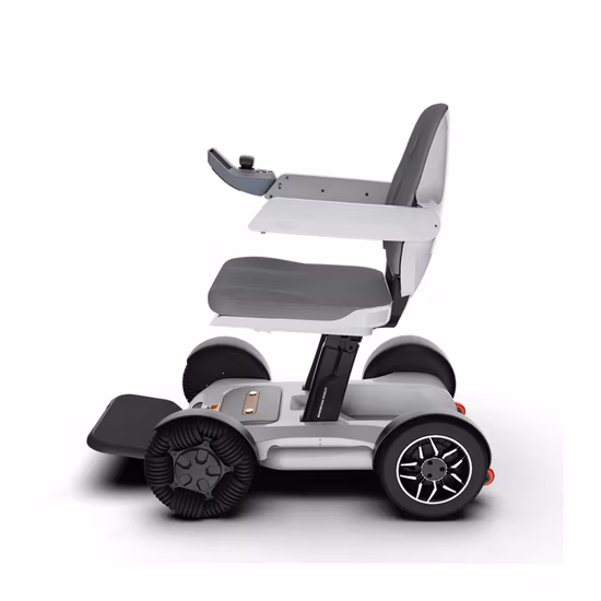 Silla de ruedas electrónica plegable Suministros de terapia de rehabilitación Silla de ruedas eléctrica eléctrica para discapacitados reclinable con respaldo alto para personas mayores y discapacitadas